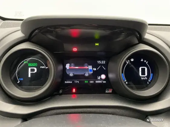 TOYOTA YARIS IV - voiture d'occasion - Photo 12