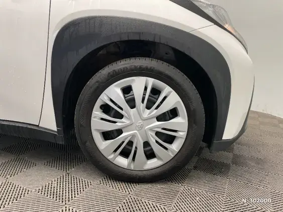 TOYOTA AYGO X - voiture d'occasion - Photo 8