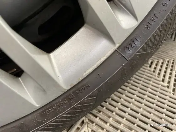 TOYOTA AYGO X - voiture d'occasion - Photo 27