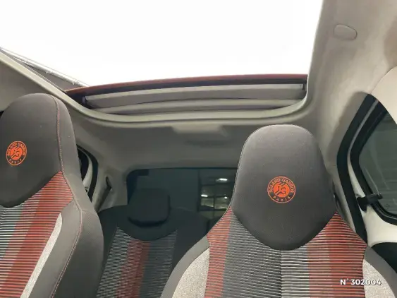 PEUGEOT 108 - voiture d'occasion - Photo 31