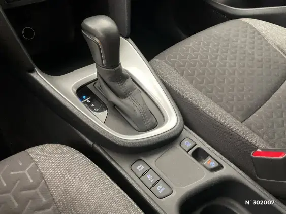 TOYOTA YARIS CROSS I - voiture d'occasion - Photo 30