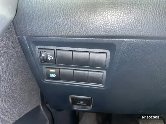 TOYOTA YARIS IV - voiture d'occasion - Photo 15