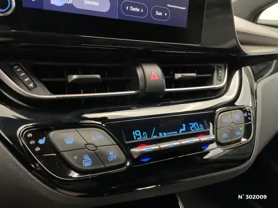 TOYOTA C-HR - voiture d'occasion - Photo 30