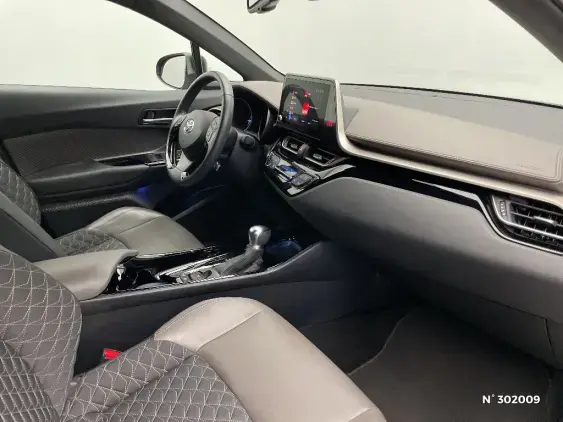 TOYOTA C-HR - voiture d'occasion - Photo 10