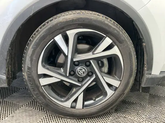 TOYOTA C-HR - voiture d'occasion - Photo 8