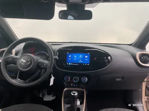 TOYOTA AYGO X - voiture d'occasion - Photo 9
