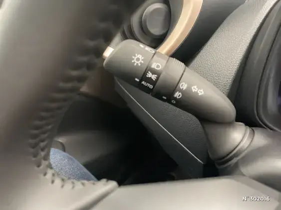 TOYOTA AYGO X - voiture d'occasion - Photo 26