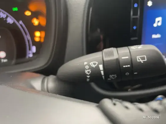 TOYOTA AYGO X - voiture d'occasion - Photo 27