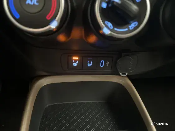 TOYOTA AYGO X - voiture d'occasion - Photo 28