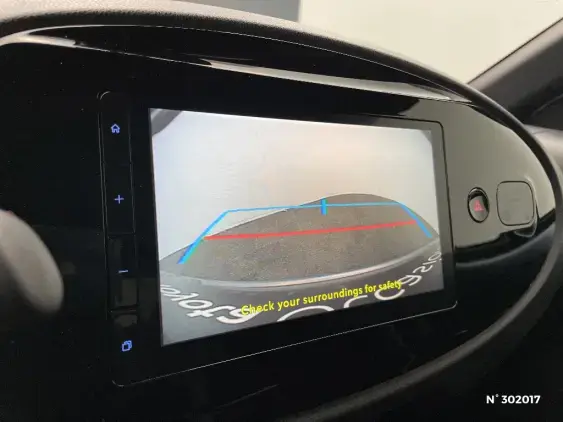 TOYOTA AYGO X - voiture d'occasion - Photo 14