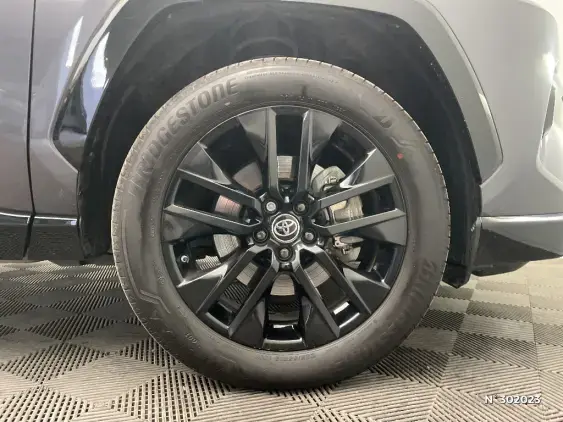 TOYOTA RAV4 V - voiture d'occasion - Photo 8
