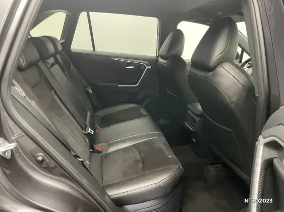TOYOTA RAV4 V - voiture d'occasion - Photo 11