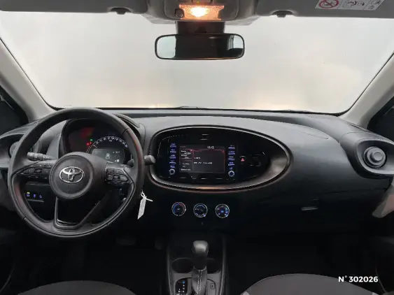 TOYOTA AYGO X - voiture d'occasion - Photo 9