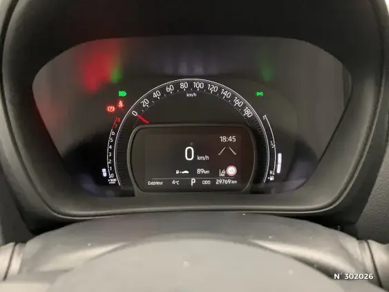 TOYOTA AYGO X - voiture d'occasion - Photo 12
