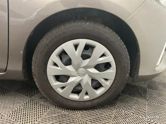 TOYOTA YARIS III - voiture d'occasion - Photo 8