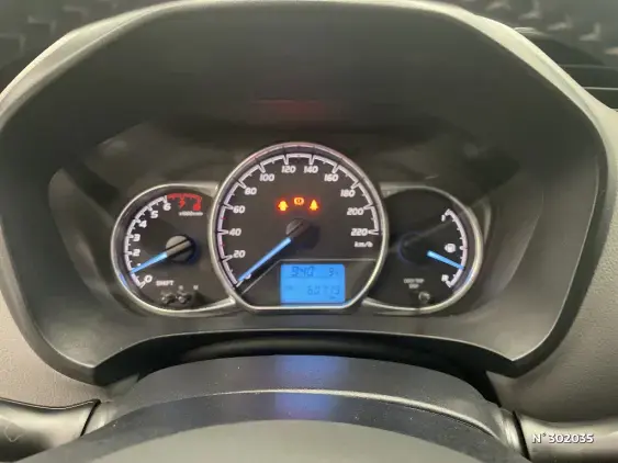 TOYOTA YARIS III - voiture d'occasion - Photo 12