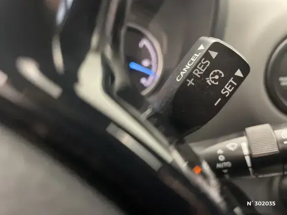 TOYOTA YARIS III - voiture d'occasion - Photo 29