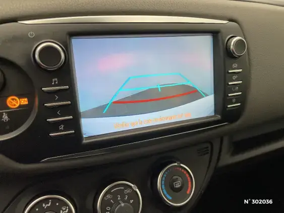 TOYOTA YARIS III - voiture d'occasion - Photo 14