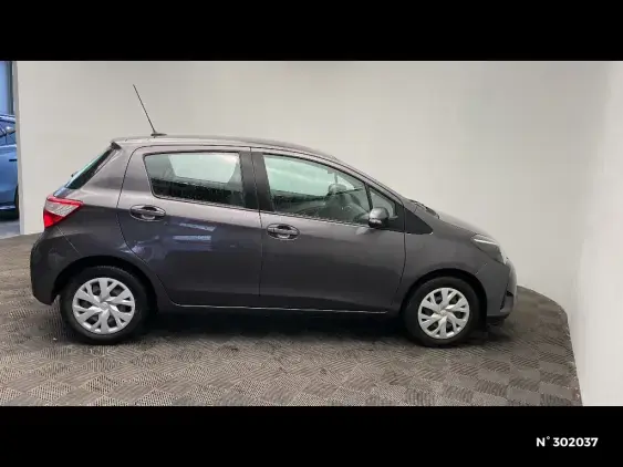 TOYOTA YARIS III - voiture d'occasion - Photo 5