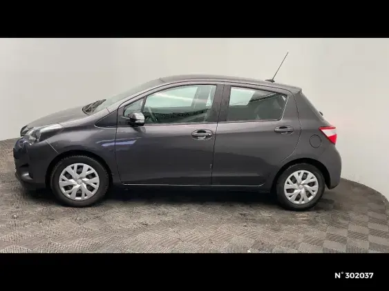 TOYOTA YARIS III - voiture d'occasion - Photo 2