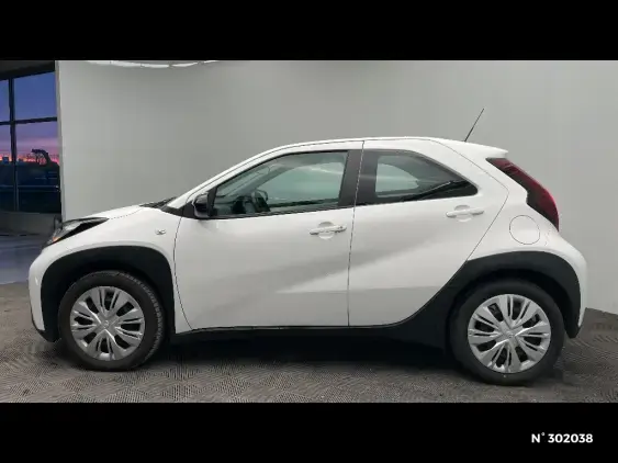 TOYOTA AYGO X - voiture d'occasion - Photo 2