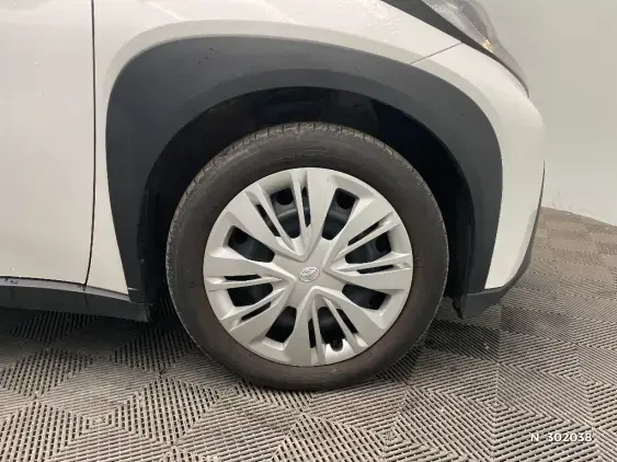 TOYOTA AYGO X - voiture d'occasion - Photo 8