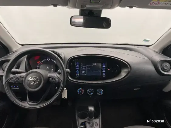TOYOTA AYGO X - voiture d'occasion - Photo 9