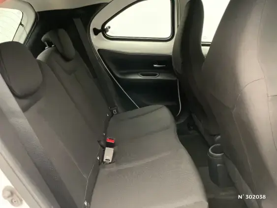 TOYOTA AYGO X - voiture d'occasion - Photo 11