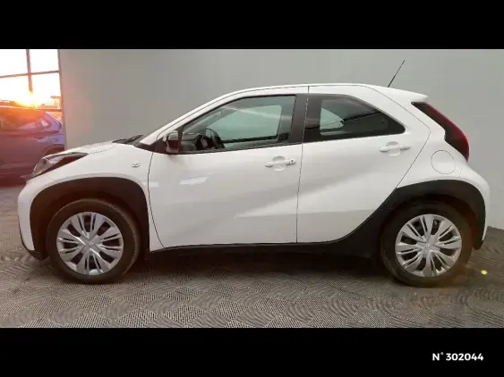 TOYOTA AYGO X - voiture d'occasion - Photo 2