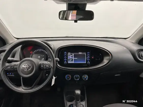 TOYOTA AYGO X - voiture d'occasion - Photo 9