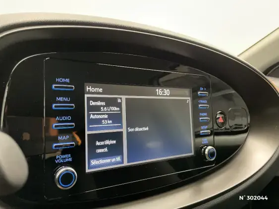 TOYOTA AYGO X - voiture d'occasion - Photo 13