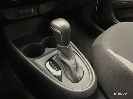 TOYOTA AYGO X - voiture d'occasion - Photo 28