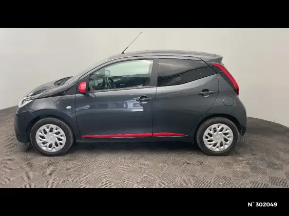 TOYOTA AYGO II - voiture d'occasion - Photo 2
