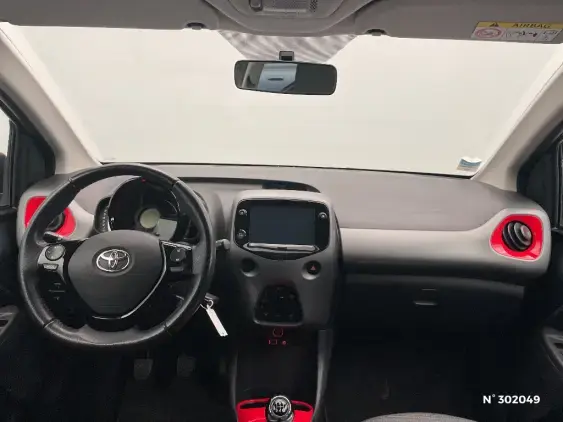 TOYOTA AYGO II - voiture d'occasion - Photo 9