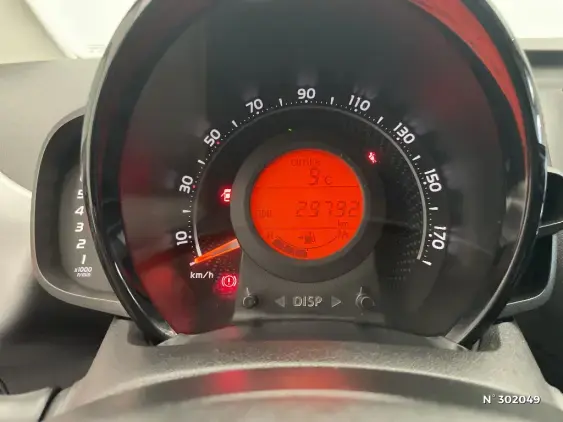 TOYOTA AYGO II - voiture d'occasion - Photo 12