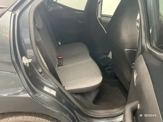 TOYOTA AYGO II - voiture d'occasion - Photo 11
