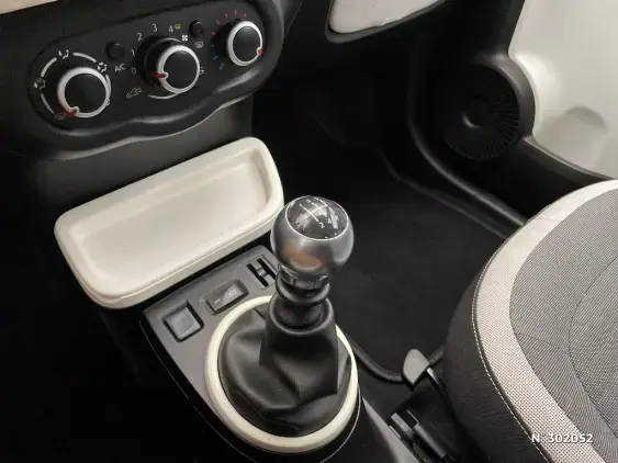 RENAULT TWINGO III - voiture d'occasion - Photo 28