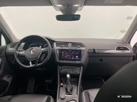 VOLKSWAGEN TIGUAN II - voiture d'occasion - Photo 9