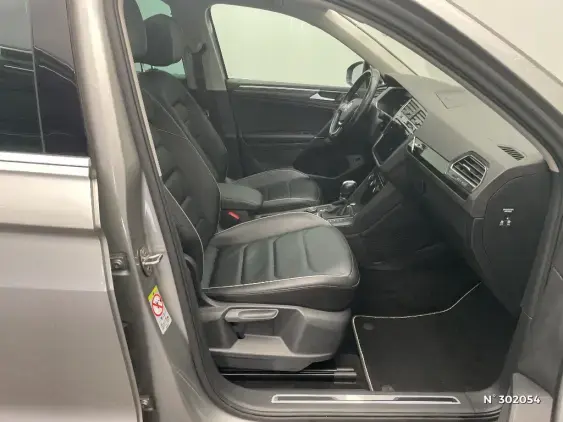 VOLKSWAGEN TIGUAN II - voiture d'occasion - Photo 10