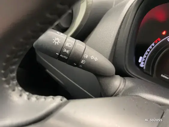 TOYOTA AYGO X - voiture d'occasion - Photo 26