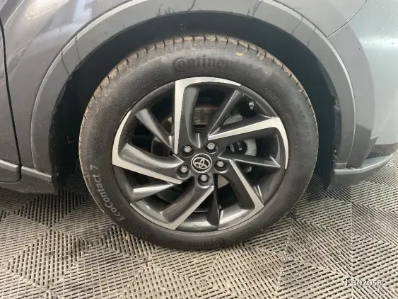 TOYOTA C-HR - voiture d'occasion - Photo 8