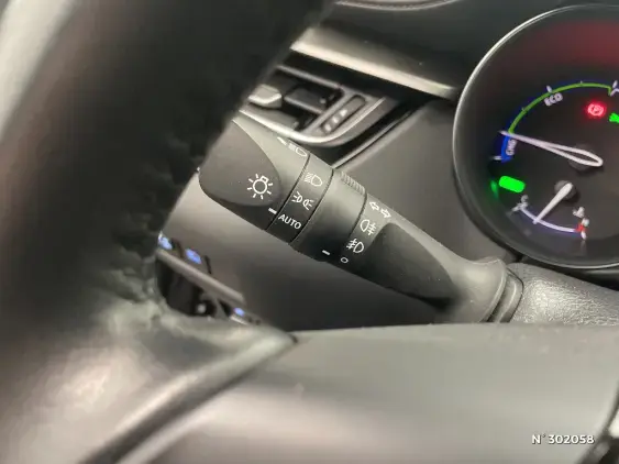 TOYOTA C-HR - voiture d'occasion - Photo 26
