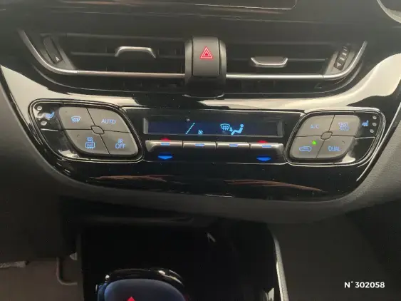 TOYOTA C-HR - voiture d'occasion - Photo 28