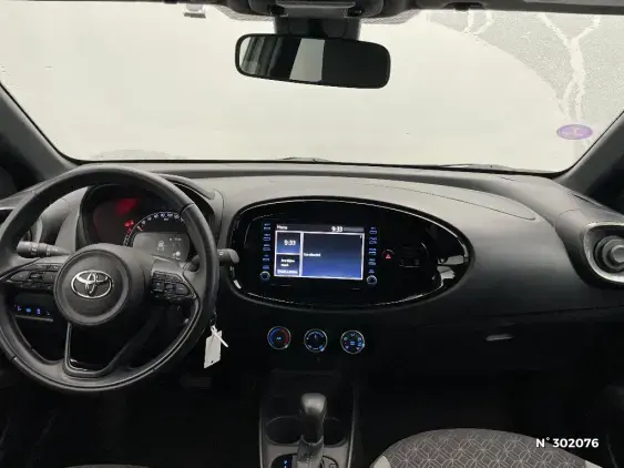 TOYOTA AYGO X - voiture d'occasion - Photo 9