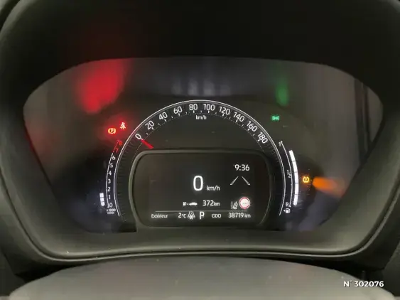 TOYOTA AYGO X - voiture d'occasion - Photo 12