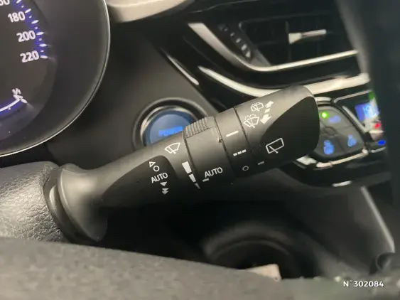 TOYOTA C-HR - voiture d'occasion - Photo 29