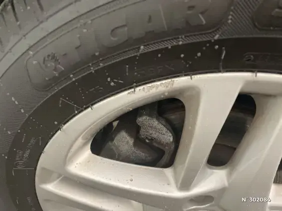 TOYOTA C-HR - voiture d'occasion - Photo 26