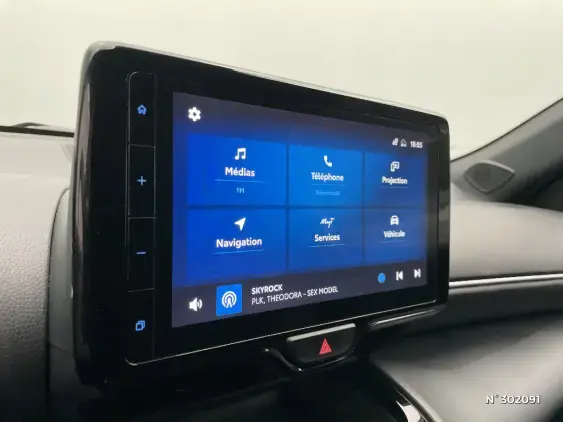 TOYOTA YARIS CROSS I - voiture d'occasion - Photo 13