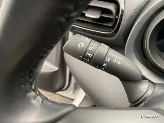 TOYOTA YARIS CROSS I - voiture d'occasion - Photo 26