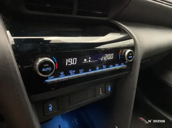 TOYOTA YARIS CROSS I - voiture d'occasion - Photo 29